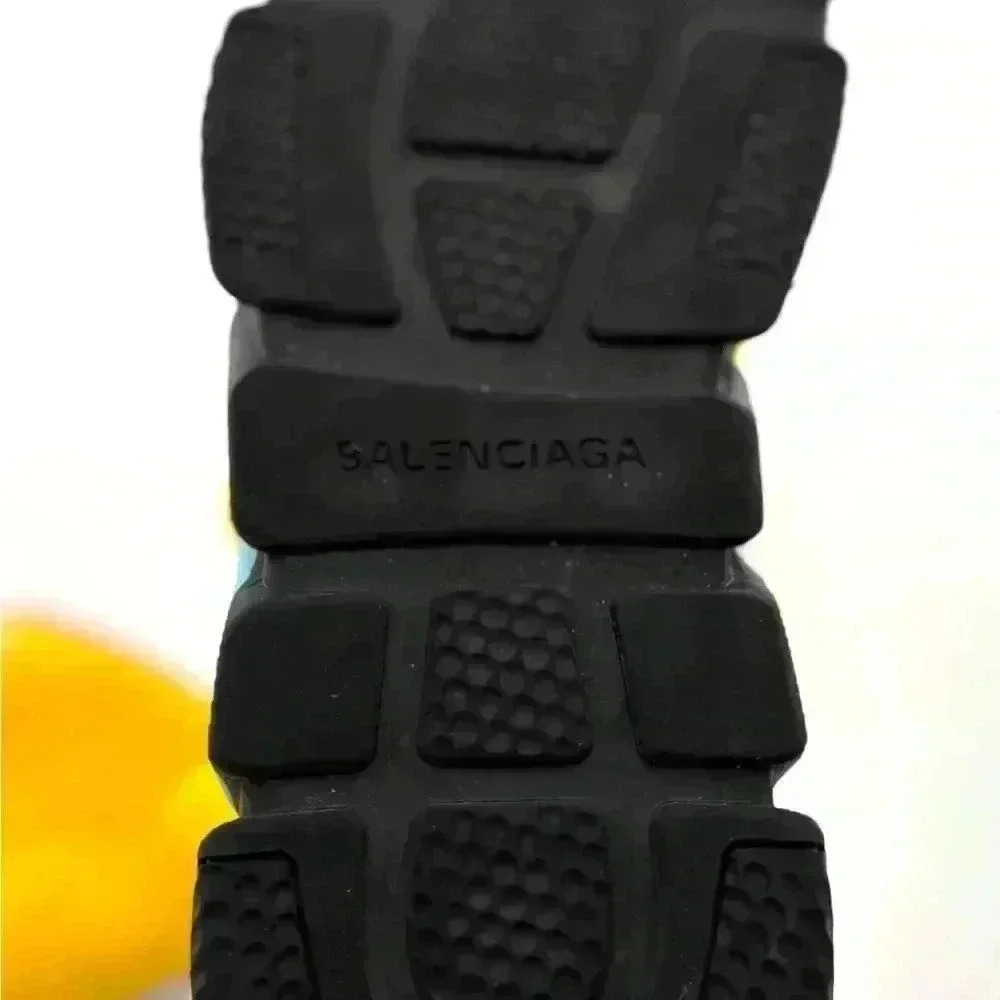Balenciaga Speed High-Top Yellow Sneakers in size 36EU /6 US women's- pre-loved - Picture 15 of 17